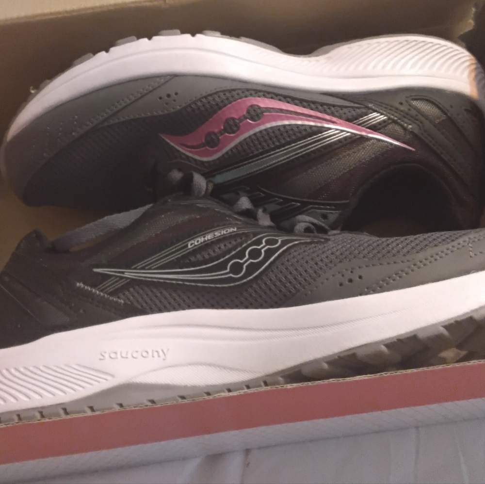Saucony Women's Cohesion 15 Running Shoes Size 10.5W Brand NEW in BOX - Picture 11 of 13